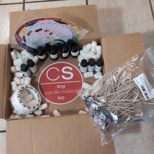 Soy Candle Making Kit - Black and White